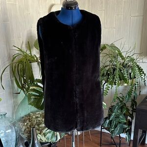 Tristan Black Faux Fur Vest